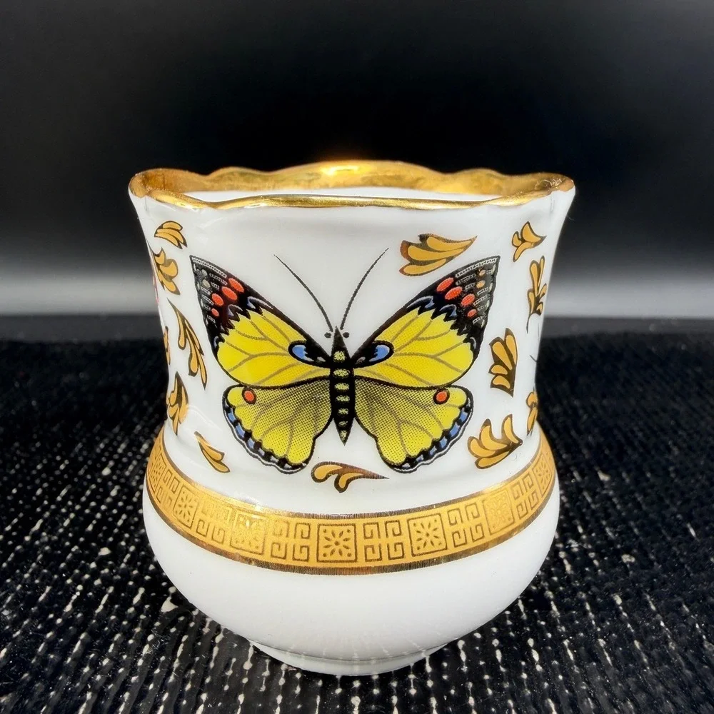 CC&T Butterfly Porcelain Espresso Cup and Saucer Set‎ Gold Gilt Trim 4 Piece